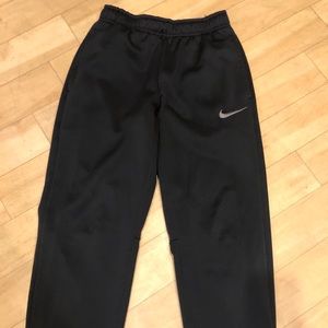EUC! Men’s S Nike Therma-Fit Black Pants